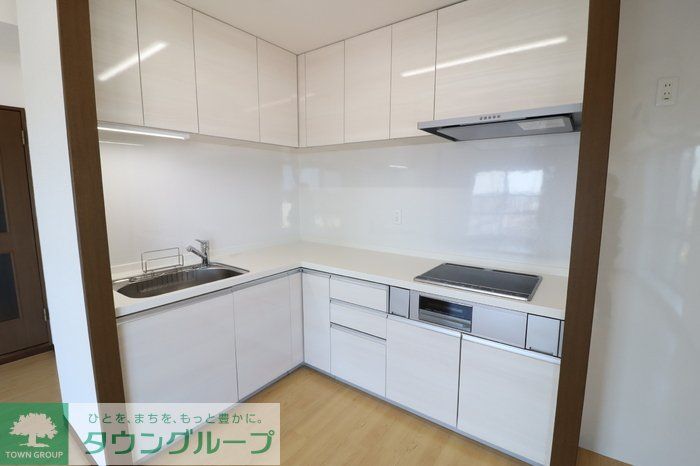 キッチン　お問合せはタウンハウジングまで！※現地待合わせ相談可能