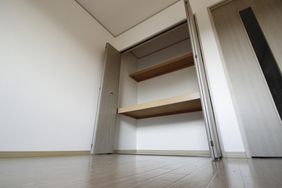 収納　※別部屋の写真です