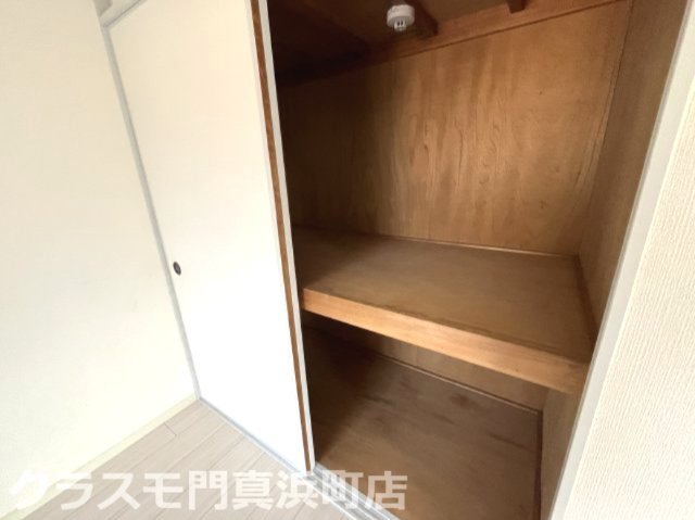 収納　イメージとして同マンション他部屋を表示しています
