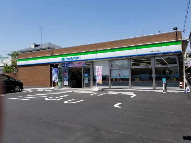 コンビニ　ファミリーマート岡崎元欠町店（コンビニ）まで310m