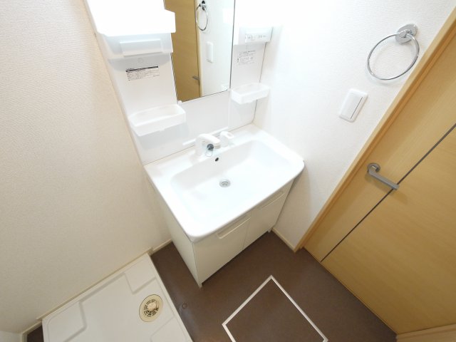トイレ　清潔感のあるトイレです