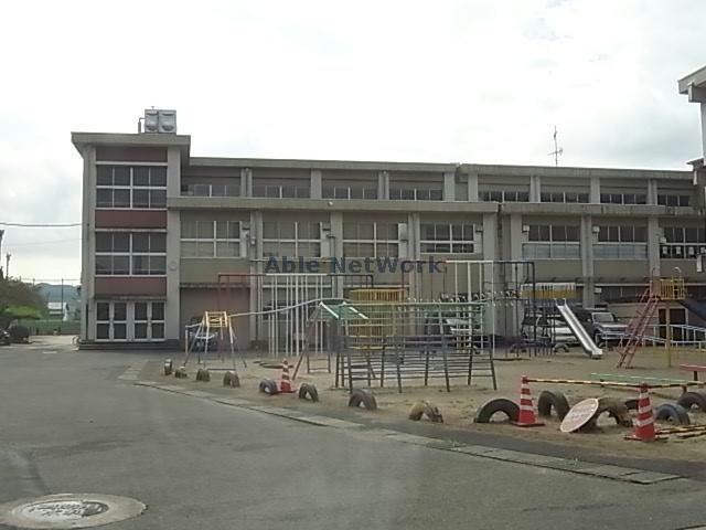 小学校　岐阜市立常磐小学校（小学校）まで546m