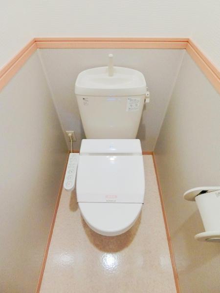 トイレ　写真は別のお部屋のイメージです　現況優先