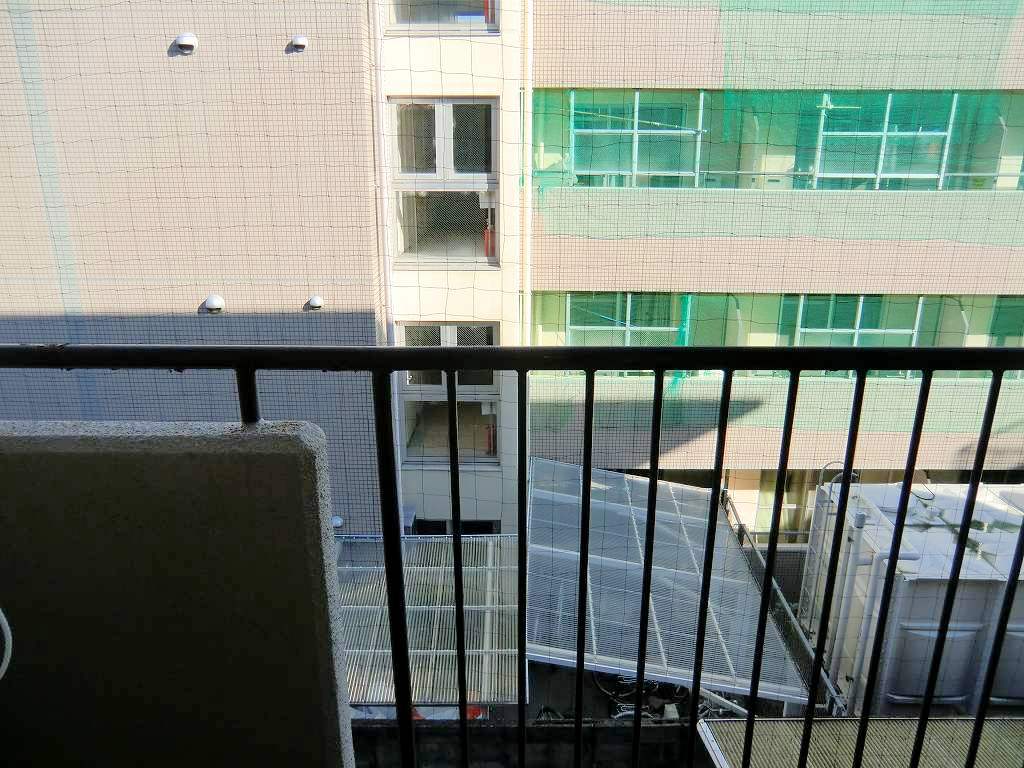 バルコニー　東向きのバルコニーです☆