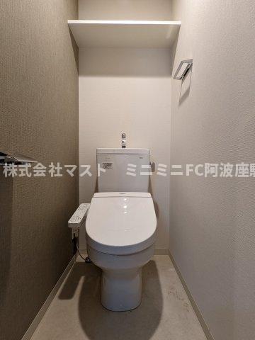 トイレ　※別号室参考写真