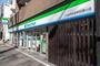 コンビニ　ファミリーマート 杉並阿佐谷中杉通り店（コンビニ）まで157m