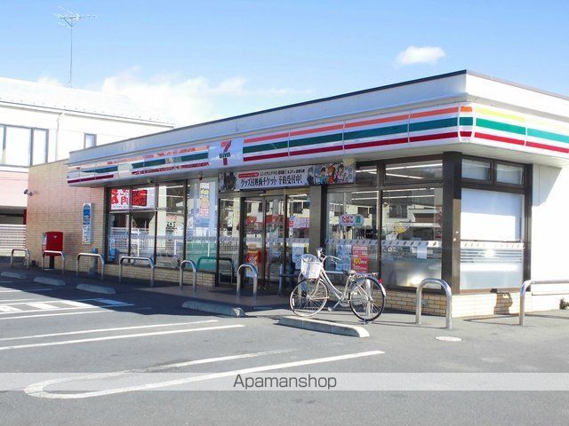 コンビニ　セブンイレブン（コンビニ）まで500m