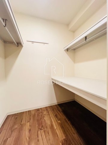 収納　同マンション別部屋：参考写真