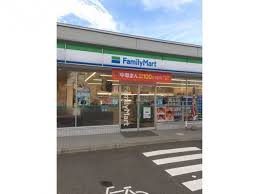 コンビニ　ファミリーマート札幌北33条東10丁目店（コンビニ）まで366m