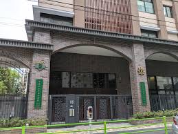 小学校　中央区立阪本小学校（小学校）まで595m
