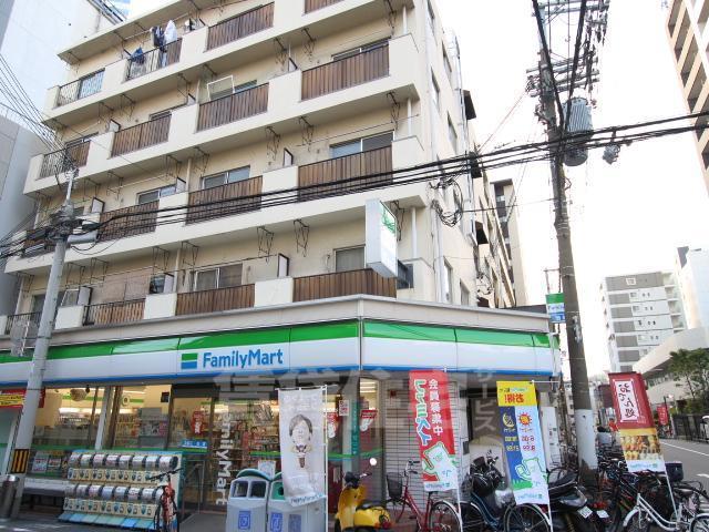 コンビニ　ファミリーマート　淀川図書館前（コンビニ）まで118m