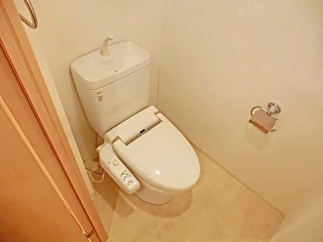 トイレ　★温水洗浄便座★
