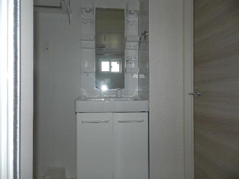 洗面設備　洗髪洗面化粧台
