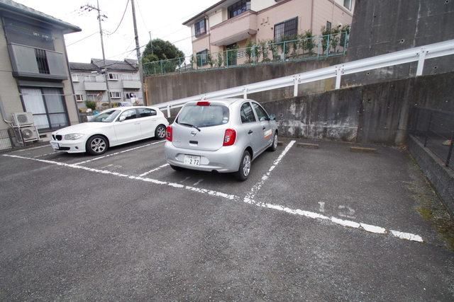 駐車場　★お問い合わせはタウンハウジング新百合ヶ丘店まで★
