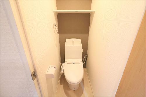 トイレ　温水洗浄便座を完備しており快適な毎日を！
