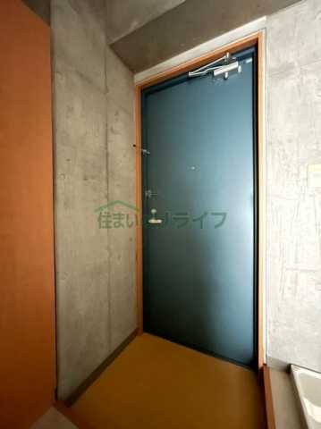 玄関　ラコルタ