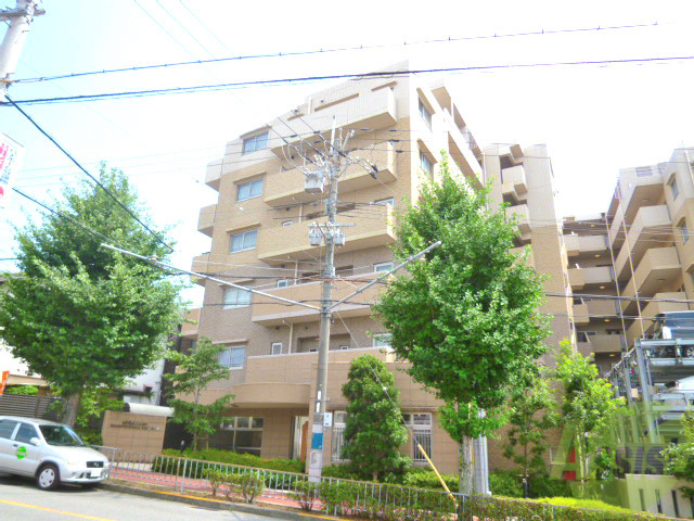 建物外観　豊中市東豊中町「エステムコート東豊中ロサリオ」