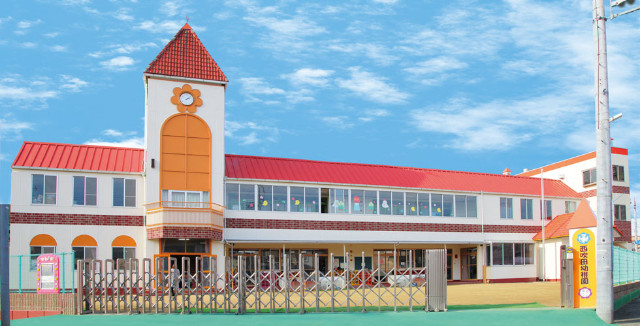 幼稚園・保育園　西吹田幼稚園（幼稚園・保育園）まで500m