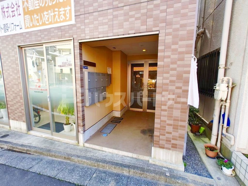エントランス