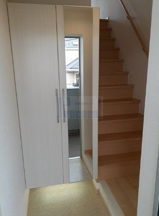 玄関　広々とした玄関部分