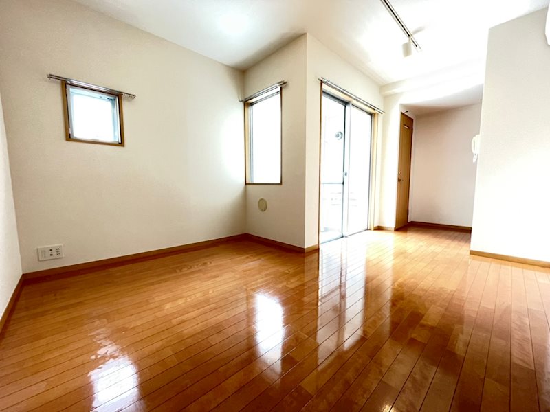 居室・リビング　※別部屋参考写真