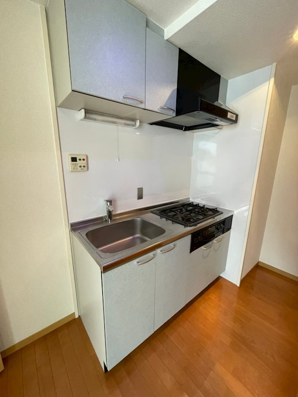 キッチン　※別部屋参考写真