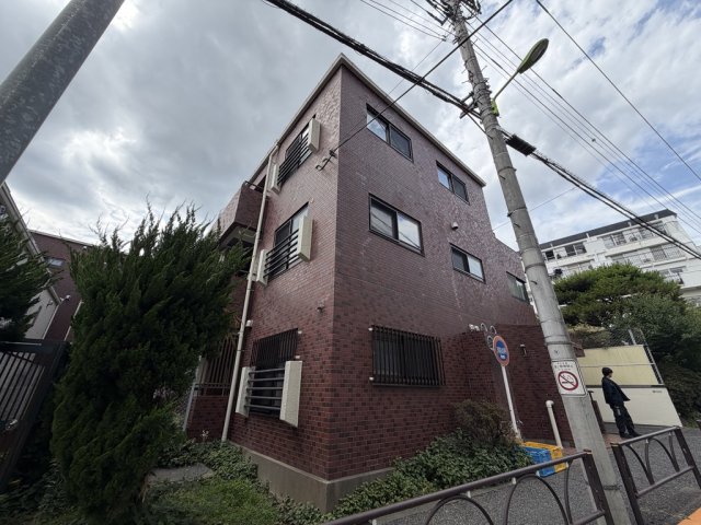 建物外観　外観は落ち着いています