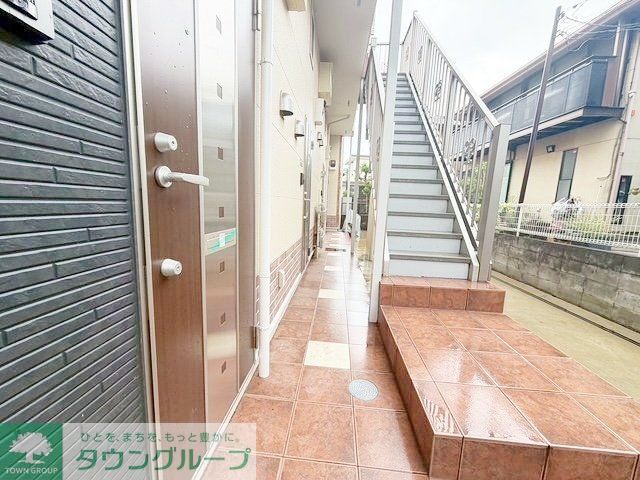 エントランス　エントランス