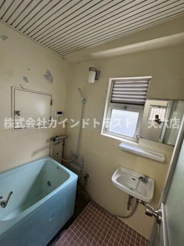 洗面設備　洗面所です