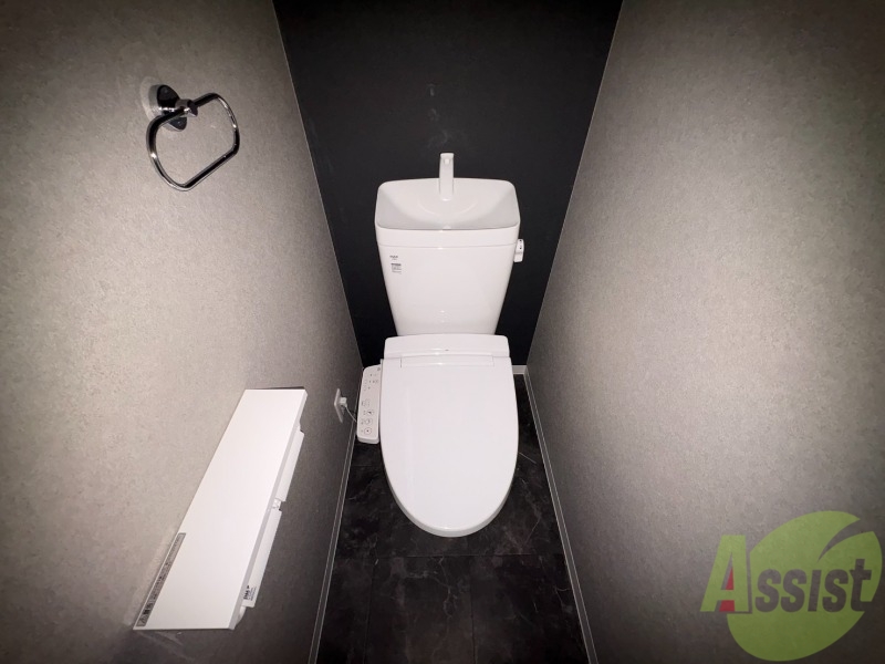 トイレ　トイレは清潔感があり安心して使用できそうです。