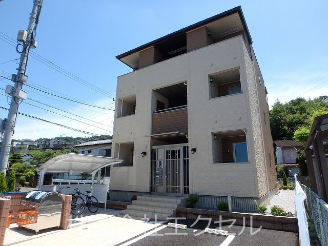 建物外観　築浅アパートです。