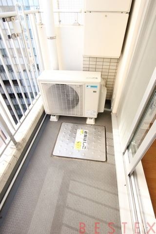 バルコニー　※同建物内・別タイプの参考写真です。