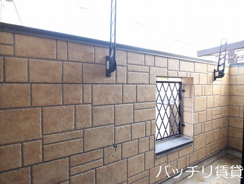 バルコニー　写真は別号室の為、現況優先