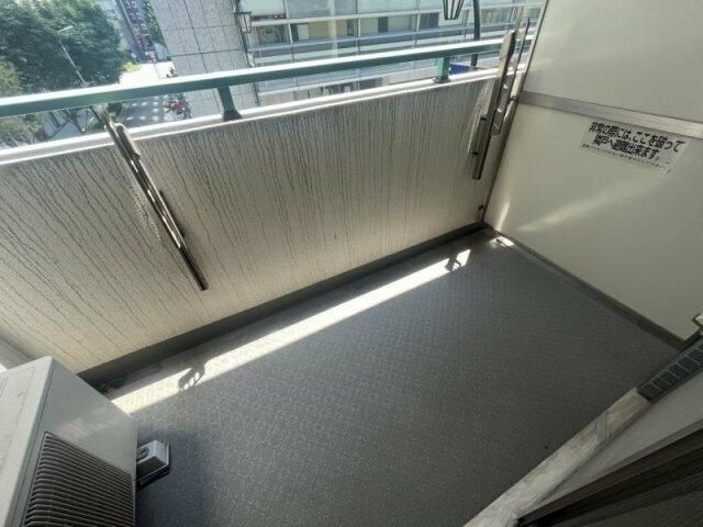 バルコニー　別タイプ部屋　参考写真です