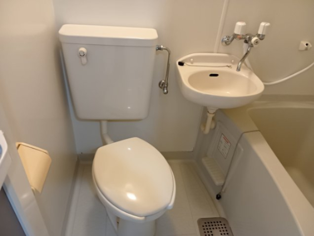 トイレ　別号室参考写真
