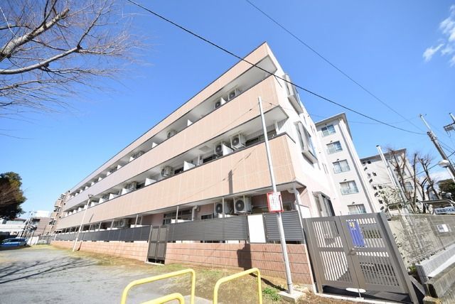 建物外観　お洒落な外観です