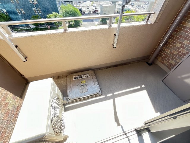 バルコニー　バルコニー付きです