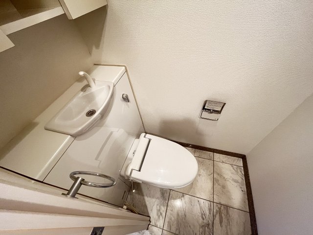 トイレ　清潔感のあるトイレです