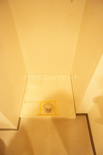 その他設備　もちろん室内洗濯機置き場あります。※参考画像