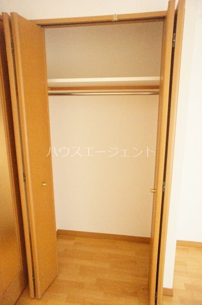 収納　洋室の収納です。※参考画像