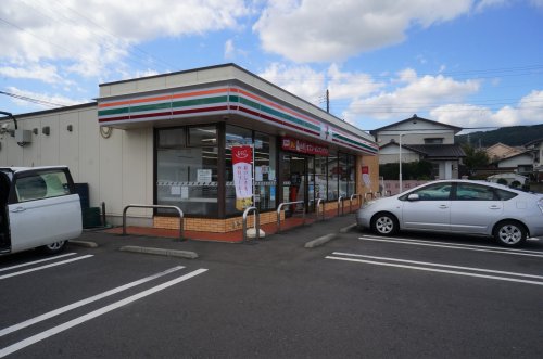コンビニ　セブンイレブン日立大沼１丁目店（コンビニ）まで621m