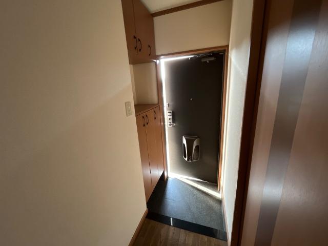 玄関　玄関（イメージ）
