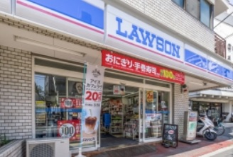 コンビニ　ローソン新宿若松町店（コンビニ）まで291m
