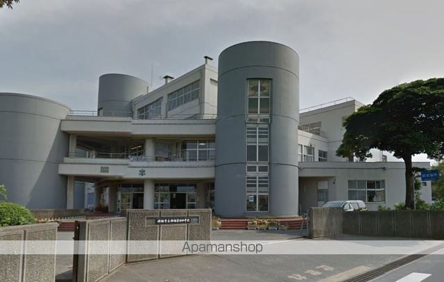 中学校　神栖第四中学校（中学校）まで10m
