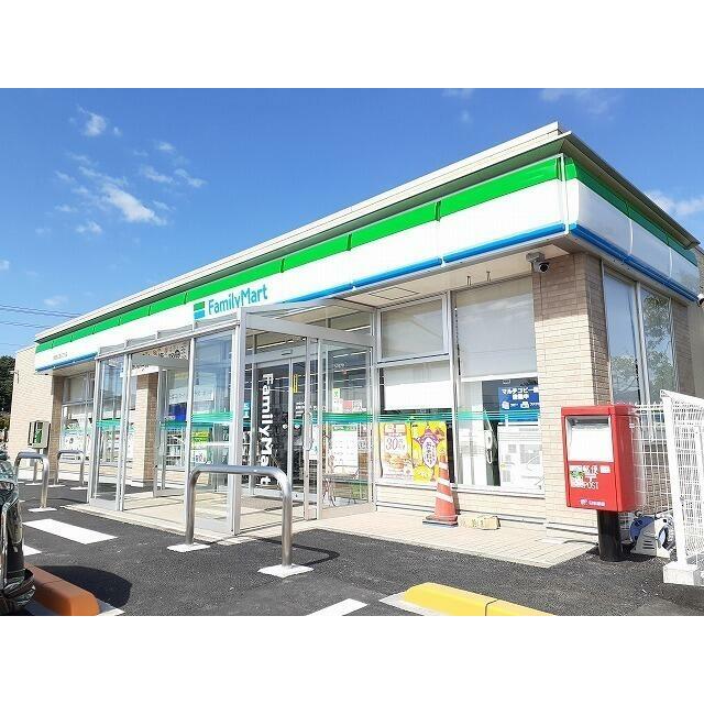コンビニ　ファミリーマート西三島５丁目店（コンビニ）まで200m