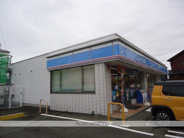 コンビニ　ローソン岩出清水店様（コンビニ）まで650m