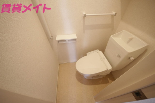 トイレ　別部屋同型タイプ