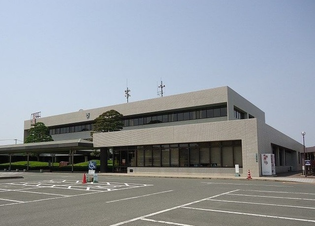 役所　粕屋町役場（役所）まで1600m