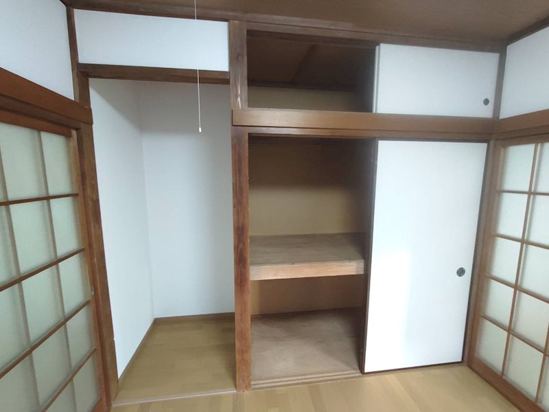 収納