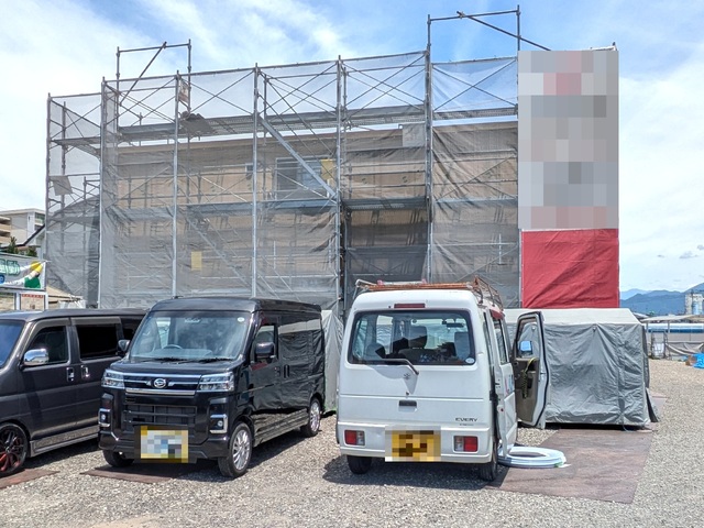 建物外観　建築中